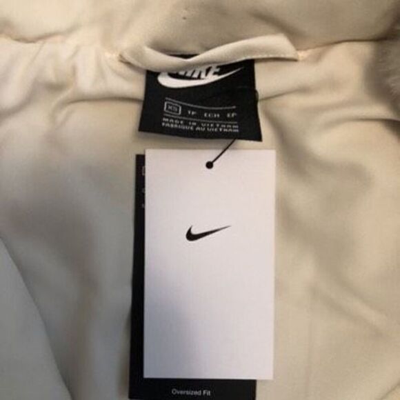 Nike NSW Faux Fur Jacket Womens Size X-small - Picture 4 of 4